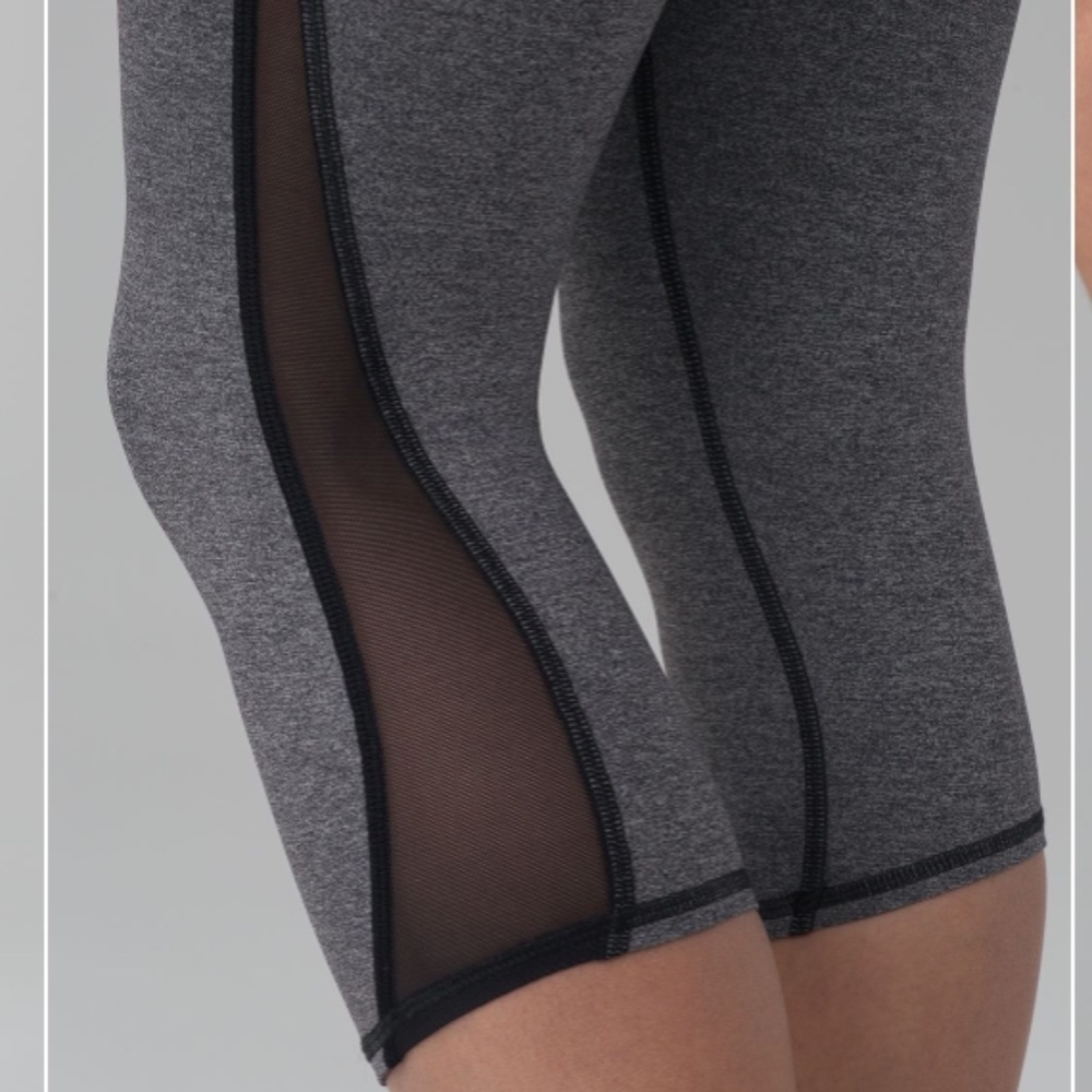 Lululemon Train Times Crop Heathered Black Sz 4 - Picture 8 of 9